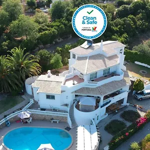 4* Hotel The White House - Boutique